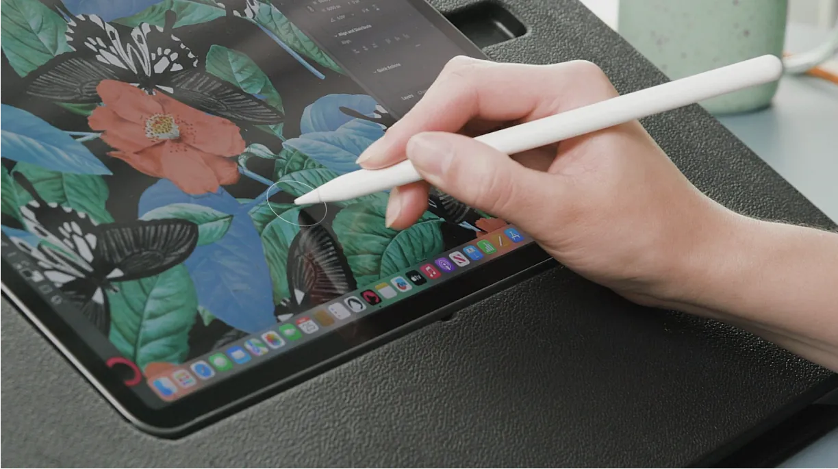 Best iPad Drawing Stand For Illustrators & Digital Artists 