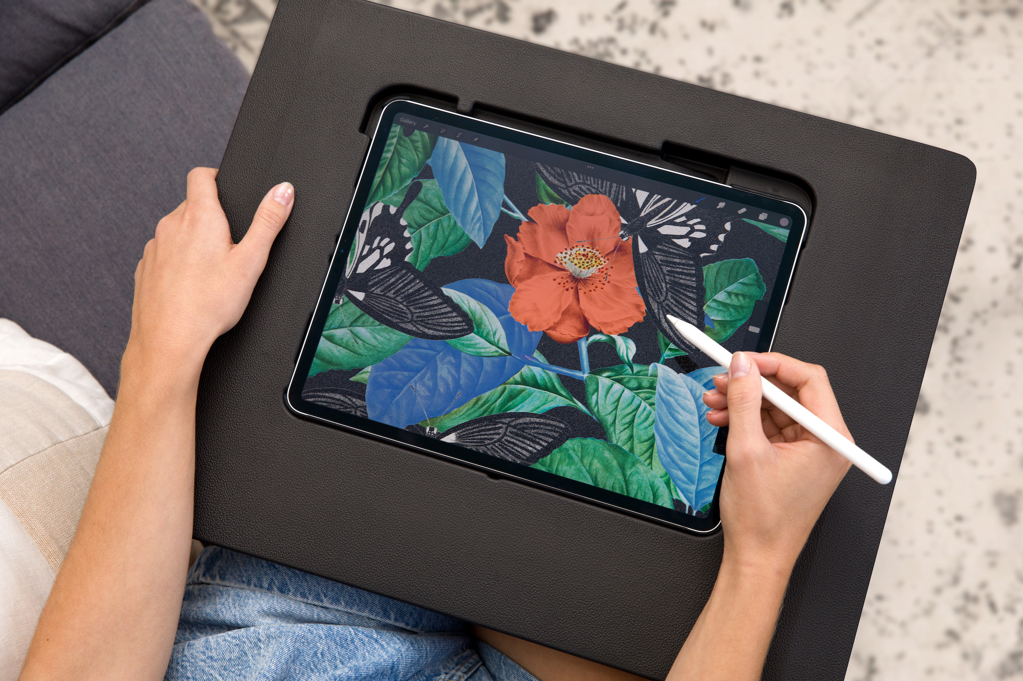 Sketchboard Pro review: save your back and neck while using the iPad for  art
